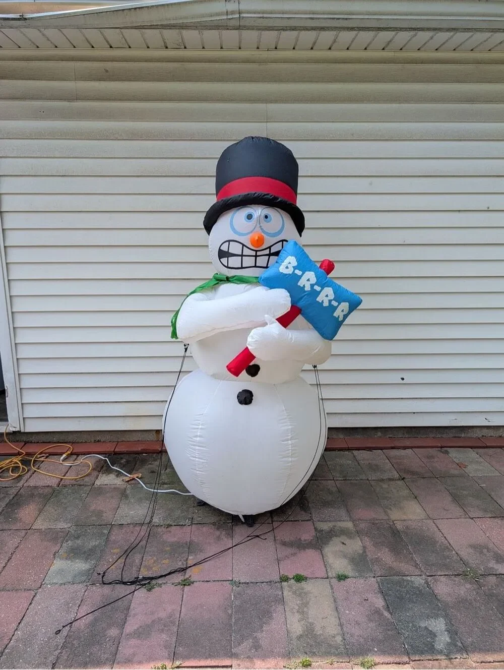 Animated Shivering Snowman Inflatable - 6 Feet Tall - Shivers and Shakes